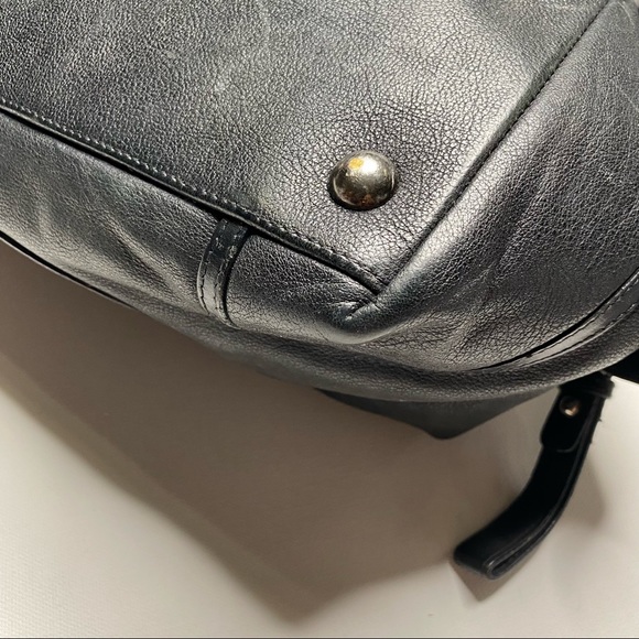 Chanel Timeless vintage satchel - Picture 9 of 16